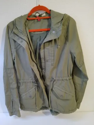 Parka verde militar H&M Talla S
