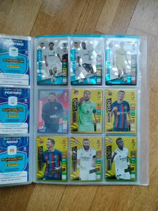 Álbum cromos ADRENALYN LaLiga 2022-23