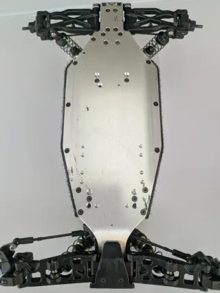 Coche RC XRAY XB2-24