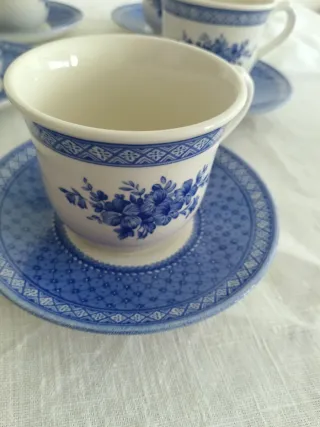 Set di 8 tazze e piatti Churchill Blu