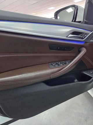 BMW Serie 520DA M SPORT MUY EQIPADO