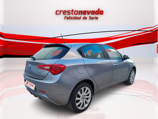 Alfa Romeo Giulietta 2021  15245€
