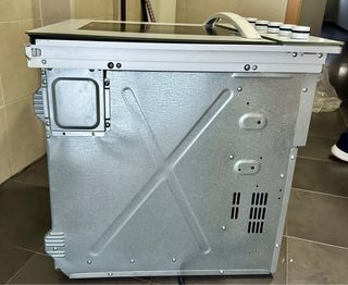 Conjunto placa vitrocerámica y horno Saivod usado