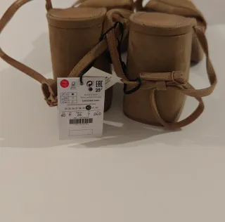 Sandalias de plataforma beige para mujer