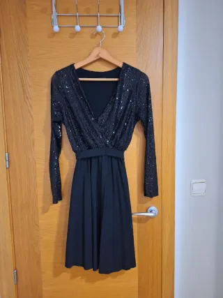 Vestido negro lentejuelas