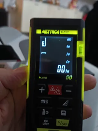 Misuratore laser Metrica Flash