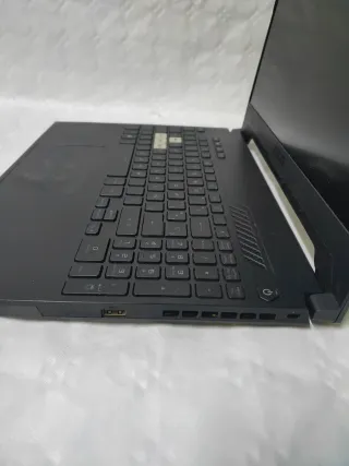 Portátil ASUS Negro