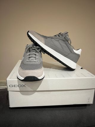 Zapatillas Geox Hombre Grises y Blancas Nuevas
