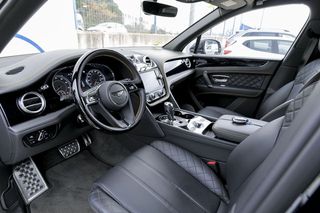 Bentley Bentayga    4.0 V8