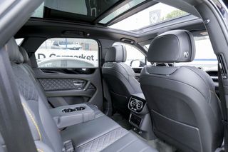 Bentley Bentayga    4.0 V8