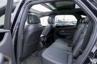 Bentley Bentayga    4.0 V8