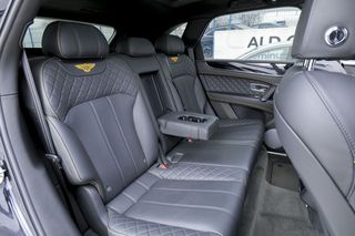 Bentley Bentayga    4.0 V8