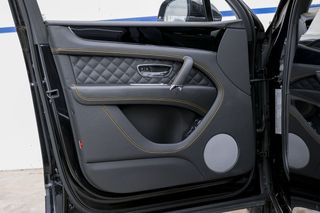 Bentley Bentayga    4.0 V8