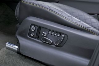 Bentley Bentayga    4.0 V8