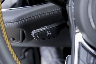 Bentley Bentayga    4.0 V8