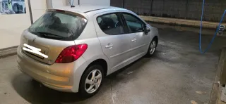 Peugeot 207 2006
