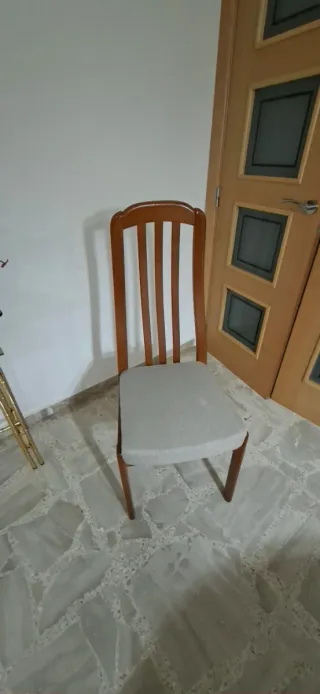 Mesa comedor madera + 6 sillas