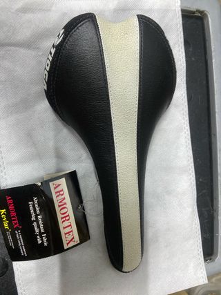 Sillín Tioga 165g ARMORTEX MC LITE S M