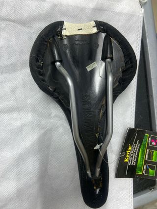 Sillín Tioga 165g ARMORTEX MC LITE S M