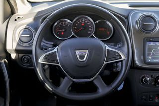 Dacia Sandero   Stepway Essential Blue dCi 70kW 95CV