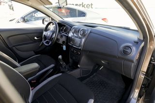 Dacia Sandero   Stepway Essential Blue dCi 70kW 95CV