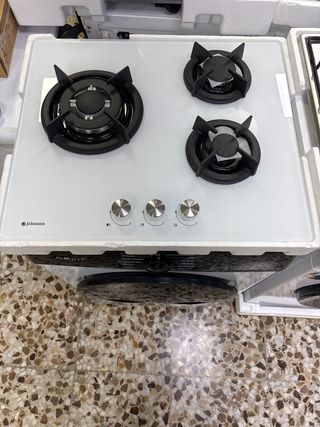 Vitrocerámica Johnson 3 fuegos