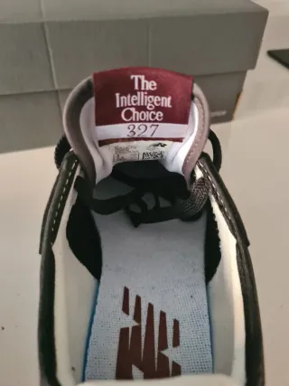 Zapatillas NUEVAS New Balance 327 Negro Gris Blanc