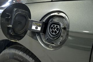 Hyundai IONIQ   1.6 GDI PHEV Klass DCT