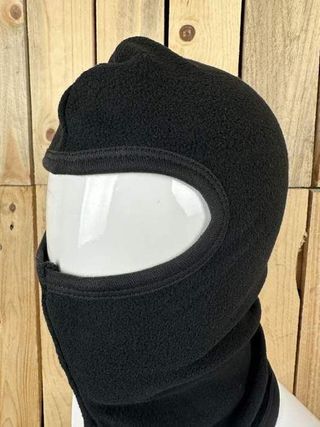 SOTOCASCO TERMICO GARIBALDI AIR DEFENDER NEGRO