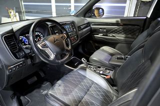 Mitsubishi Outlander   2.4 PHEV Kaiteki Auto 4WD