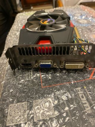 Tarjeta Gráfica ASUS GTX 550 Ti