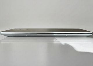 Asus Vivobook Pro 16 Plata