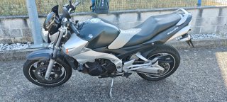 SUZUKI GSR 600cc  36.618km