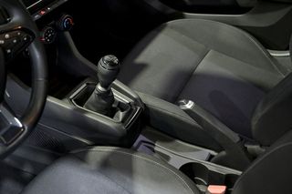 Renault Clio   Business Blue dCi 63 kW 85CV