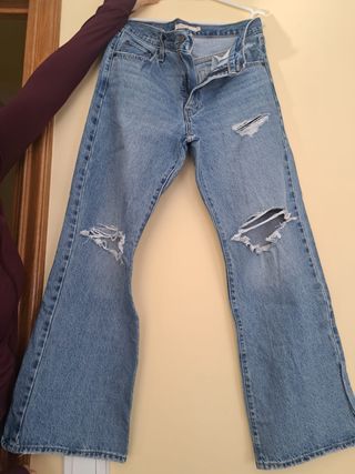 Levi's Baggy Boot Talla 26 (1 uso)