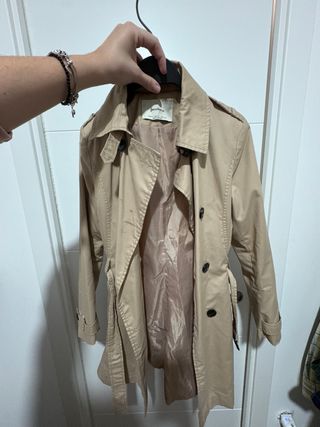 Gabardina Stradivarius Beige Talla S