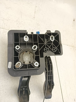 PEDAL EMBRAGUE FIAT 169A1000 51804329