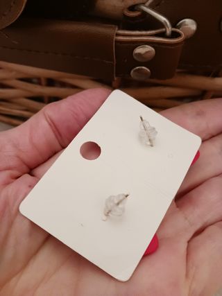 Pendientes de corazones y plata nuevos sin estrena