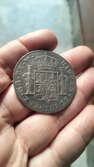 8 Reales Carlos IIII