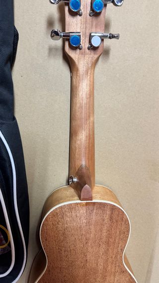 Ukulele soprano Martisan 21 + accesorios