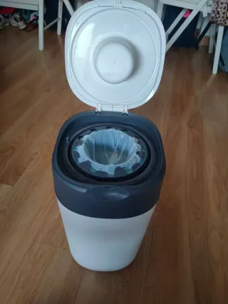 Contenedor para pañales Tommee Tippee