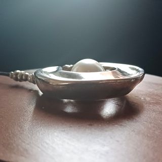 UNOde50–Collar con espectacular colgante con perla