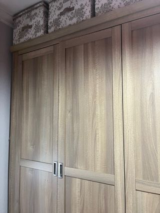Armario de madera