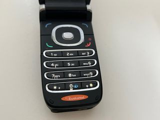 Teléfono Móvil Nokia 6060 libre