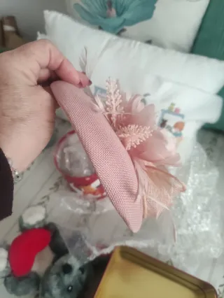 Tocado rosa con plumas - Elegante