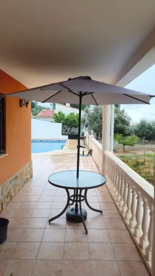 Sombrilla hexagonal para jardín