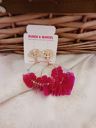 Pendientes corazones y abanicos de Abril