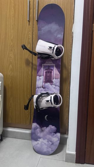 Tabla Snowboard Nitro Mercy 142 + Fijaciones