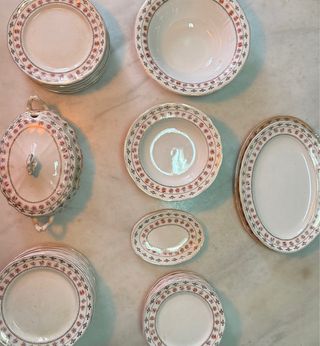 Vajilla San Claudio Antigua 53 Piezas