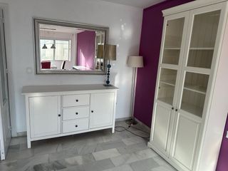 Vitrina acristalada madera y cristal Ikea